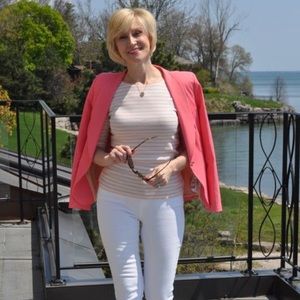 Meet your Posher, Brittney